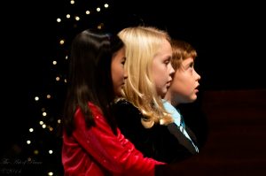 Programs: three students perform a piano trio